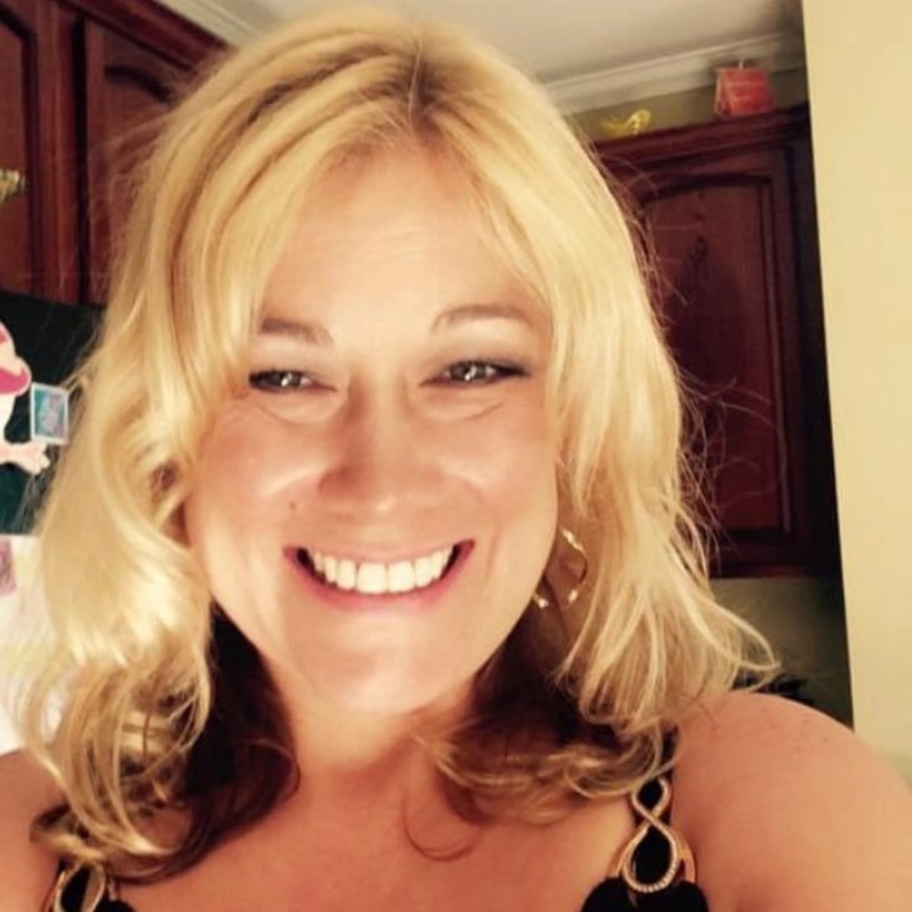 Meet your Posher, Raynee